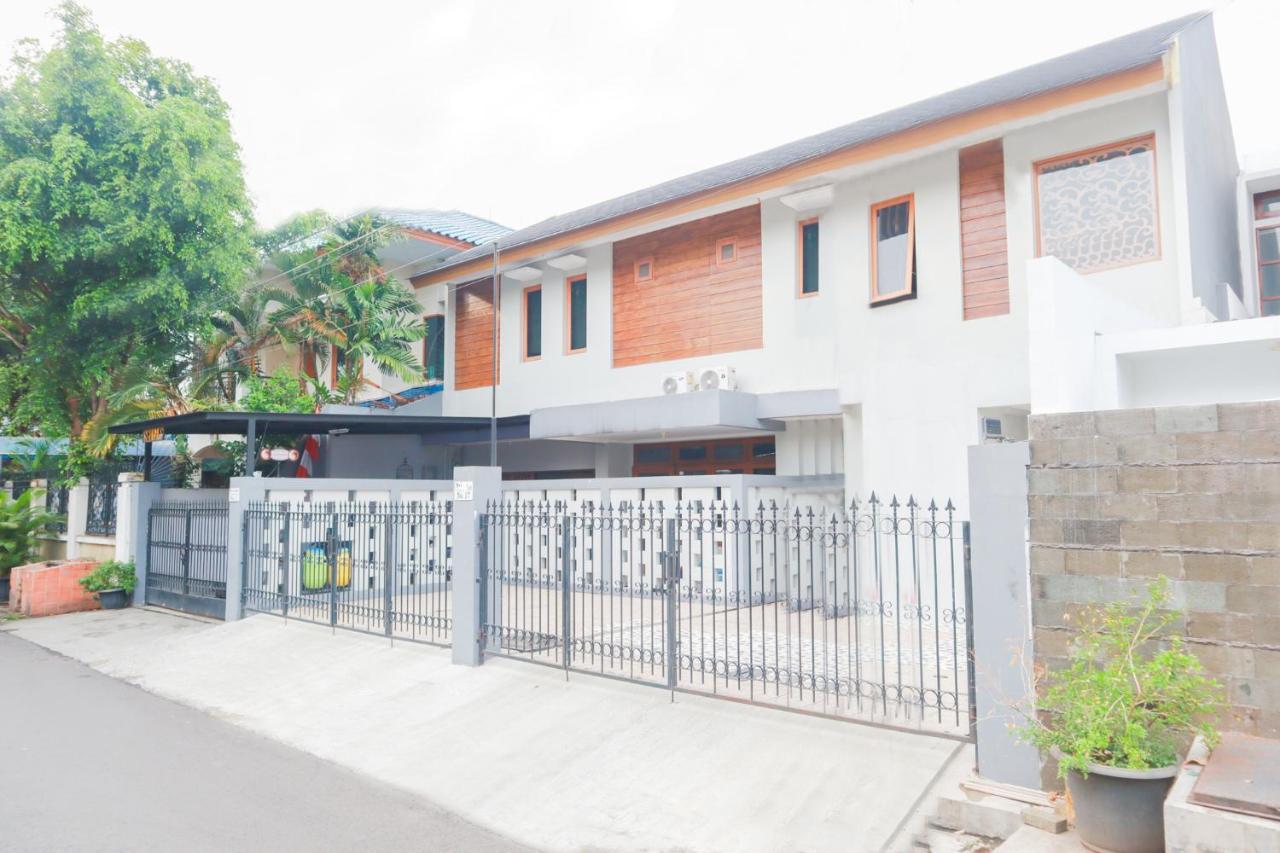 Oyo 2196 Ss Homes Jakarta Exteriör bild