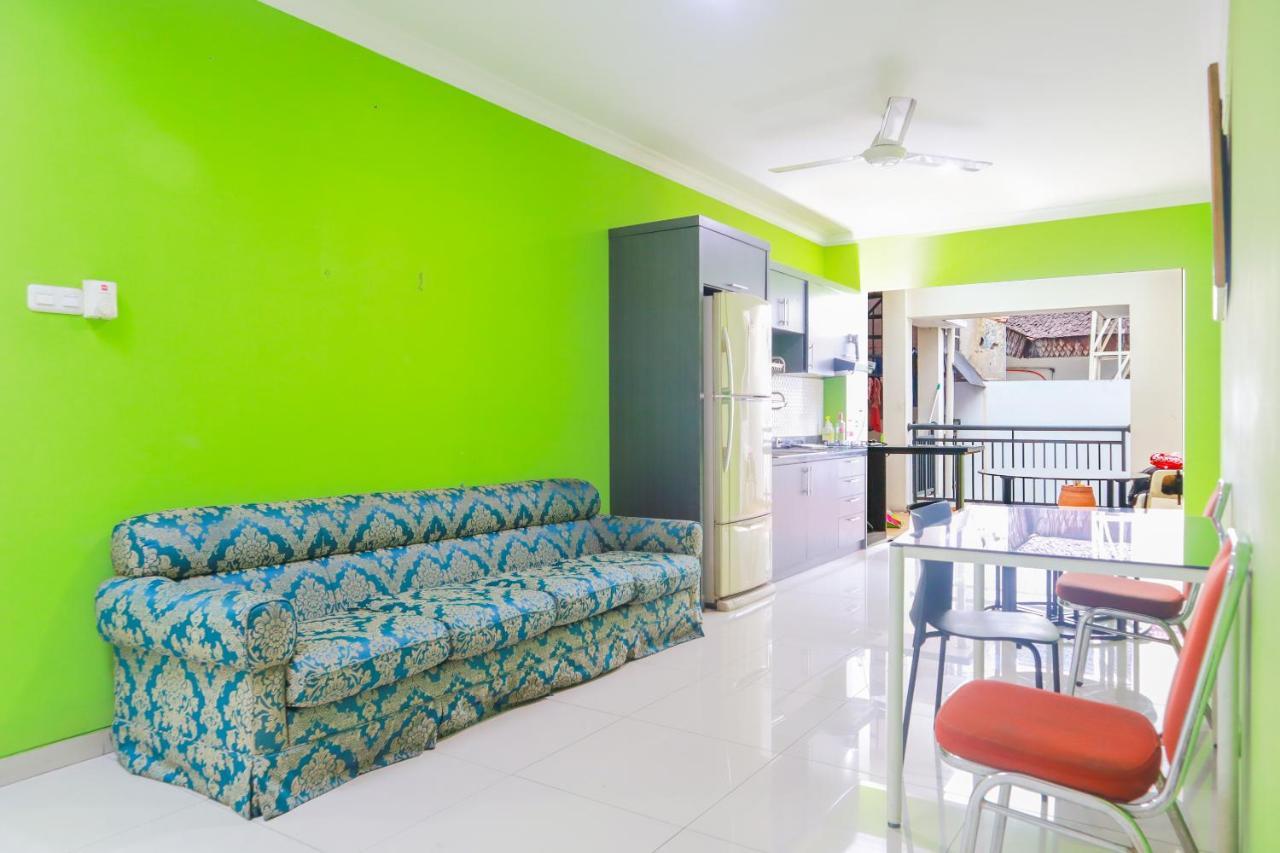 Oyo 2196 Ss Homes Jakarta Exteriör bild