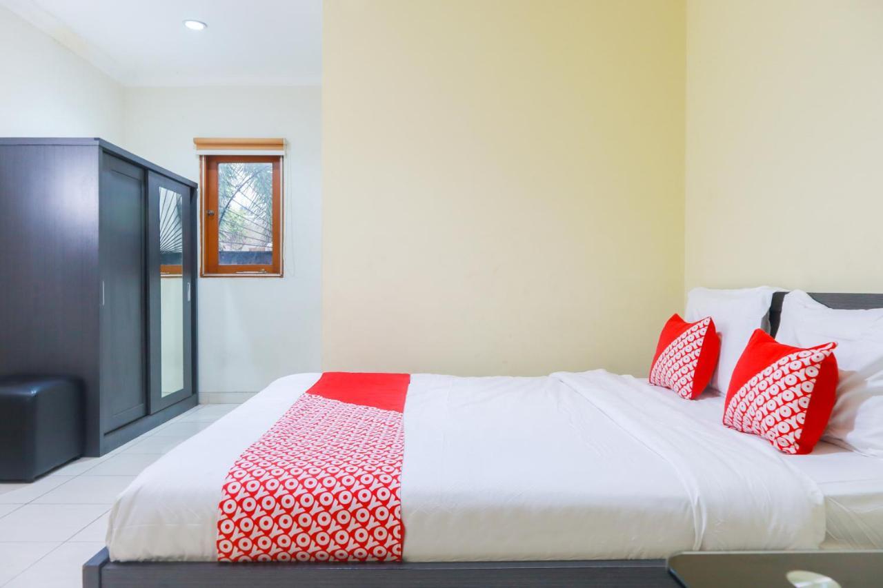 Oyo 2196 Ss Homes Jakarta Exteriör bild